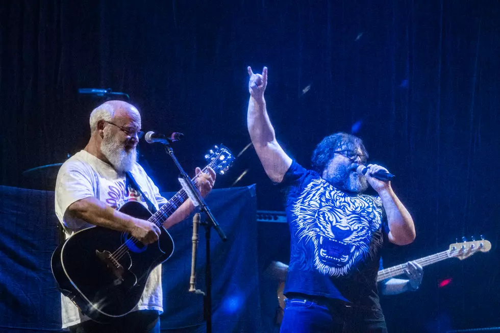 Tenacious D Open Tour, Implore Fans to Vote
