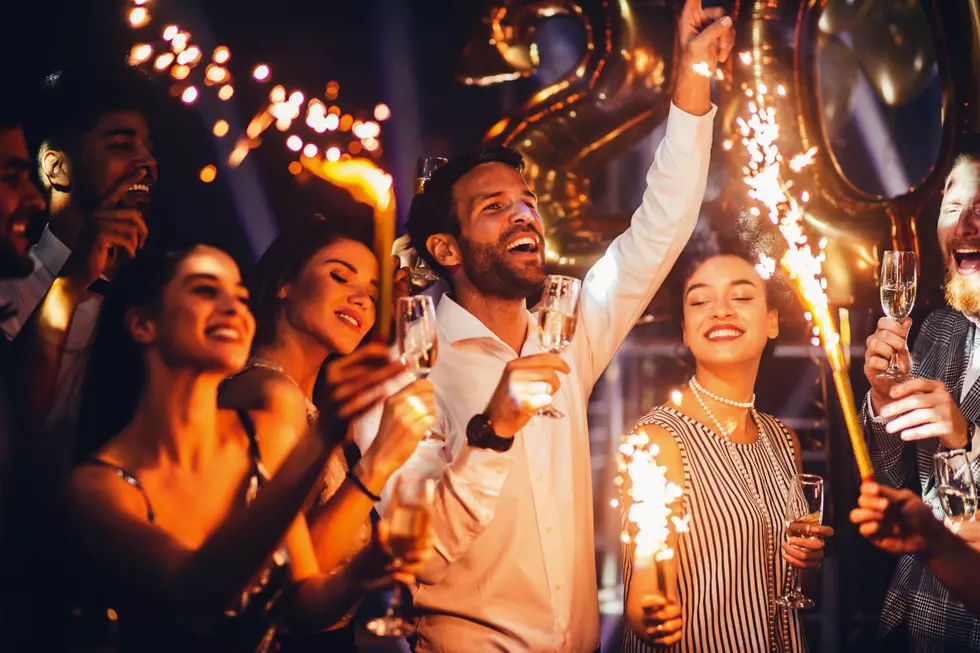 Read This Before Singing This Song at Your Hudson Valley New Year’s Party
