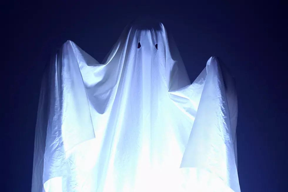Debunked: When You Realize That Ghost Hunting Show is Fake