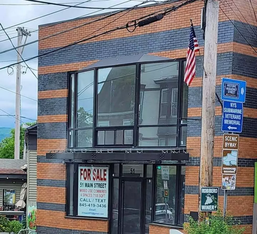 Former Yanni Restaurant Spot in New Paltz For Sale